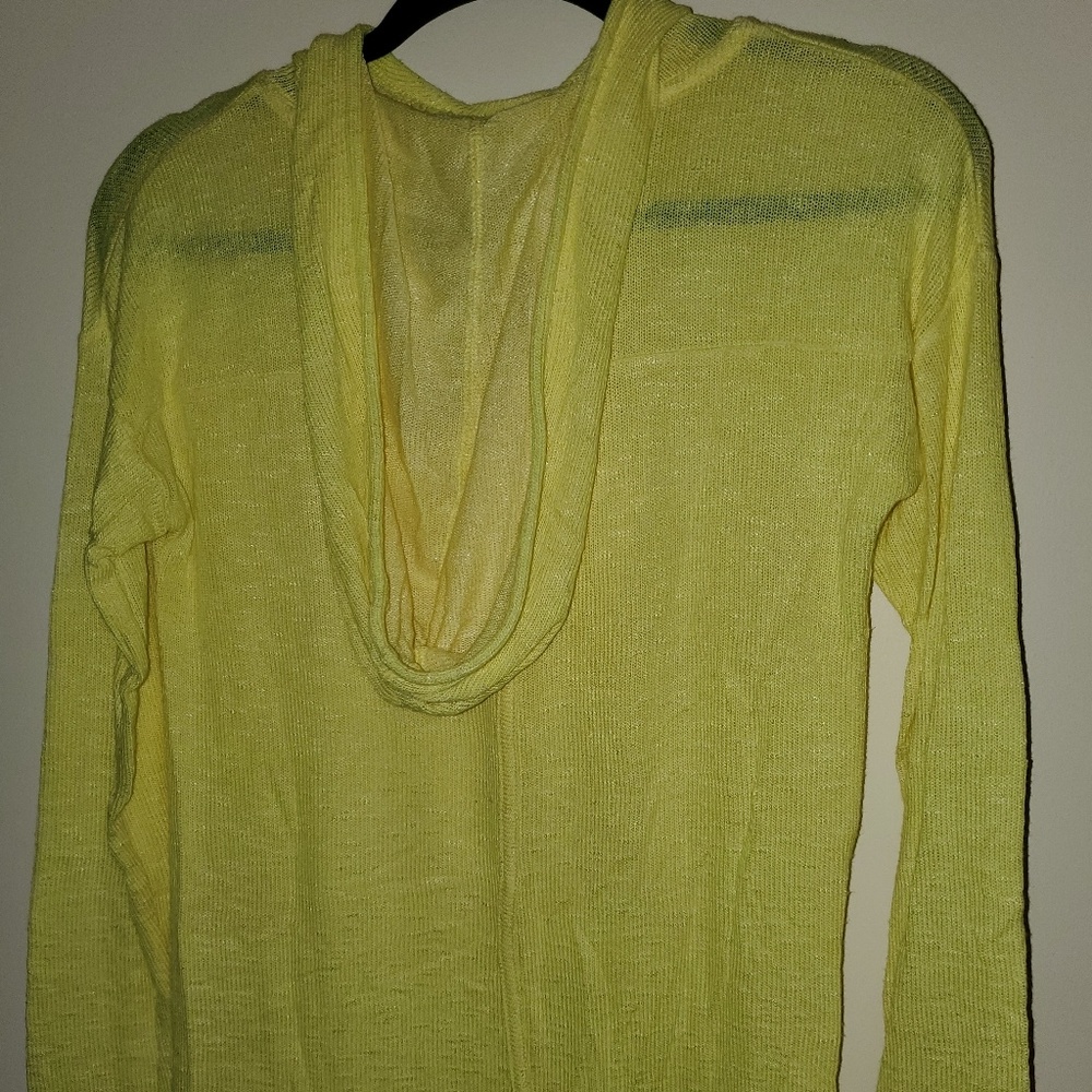 Pullover - Picture 2 of 2